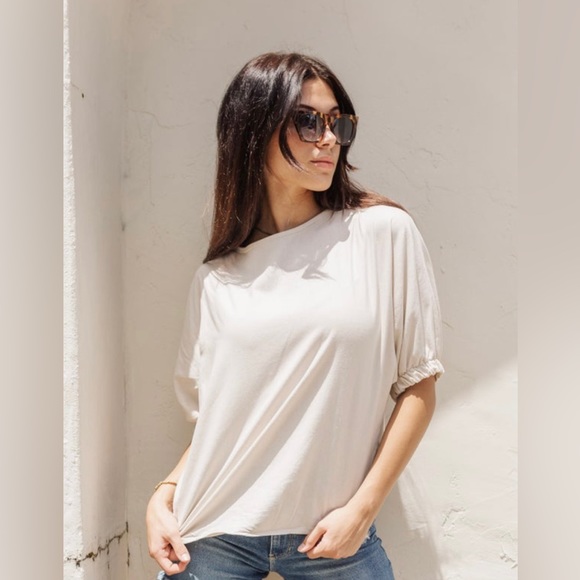 Ivory Linen Top - Picture 2 of 3